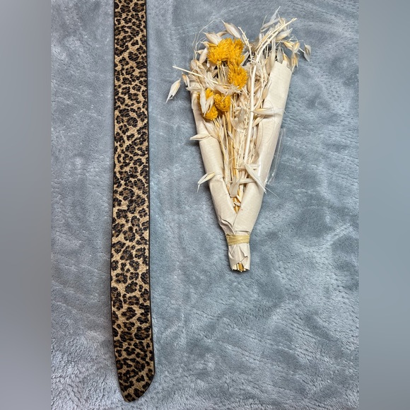 Michael Kors Belt, size T75 Kids - Picture 4 of 7